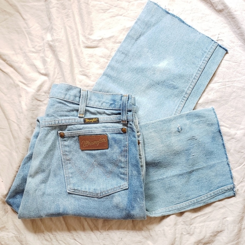 Wrangler Light Blue Jeans USA Vintage 100% Cotton Destructed